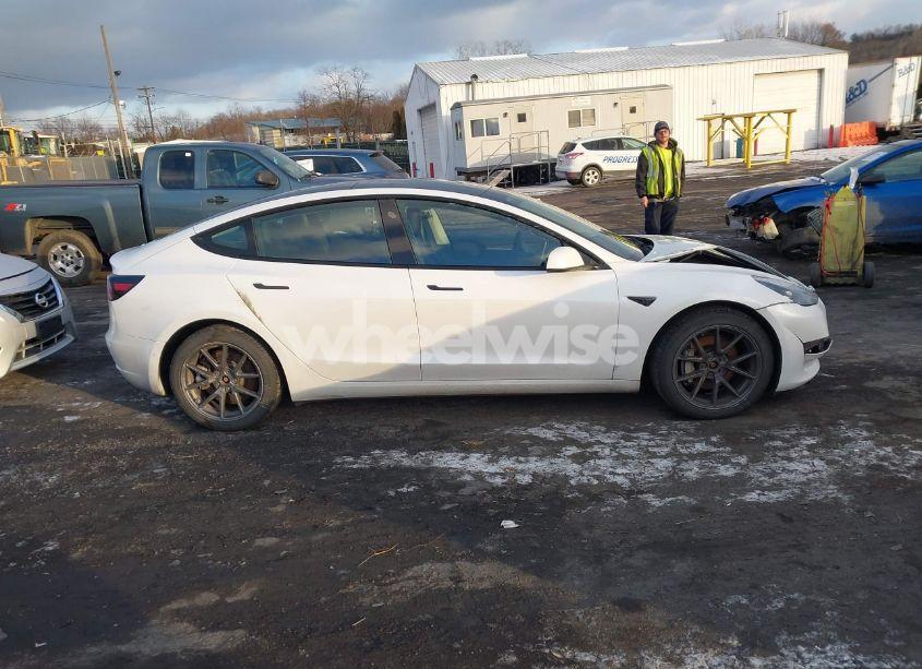 Photo 13 of 2022 Tesla Model 3 LONG RANGE DUAL MOTOR ALL-WHEEL DRIVE (VIN 5YJ3E1EB8NF183736)