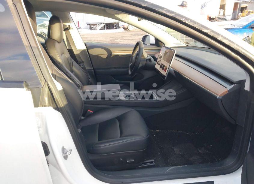 Photo 5 of 2022 Tesla Model 3 LONG RANGE DUAL MOTOR ALL-WHEEL DRIVE (VIN 5YJ3E1EB8NF183736)