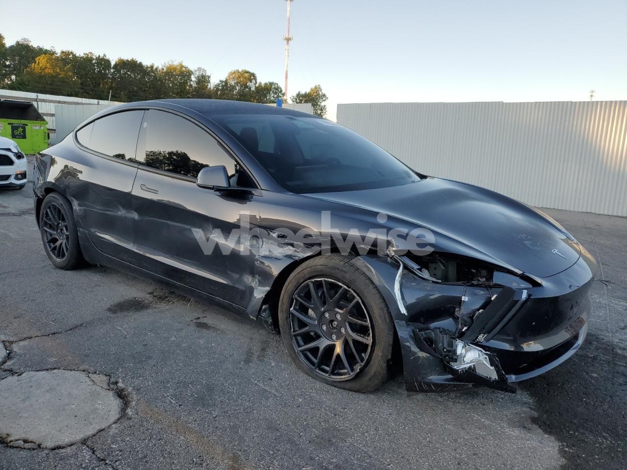 Photo 4 of 2025 TESLA MODEL 3 (VIN 5YJ3E1EB8SF017583)