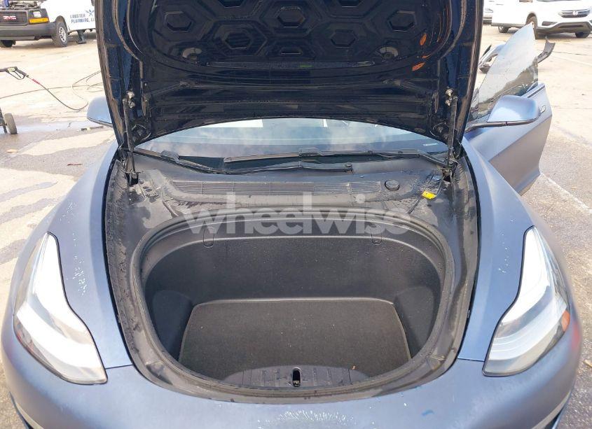 Photo 10 of 2018 Tesla Model 3 LONG RANGE/PERFORMANCE (VIN 5YJ3E1EB9JF134958)