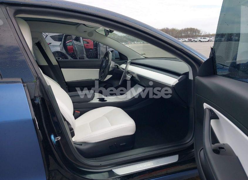 Photo 5 of 2018 Tesla Model 3 LONG RANGE/PERFORMANCE (VIN 5YJ3E1EB9JF134958)