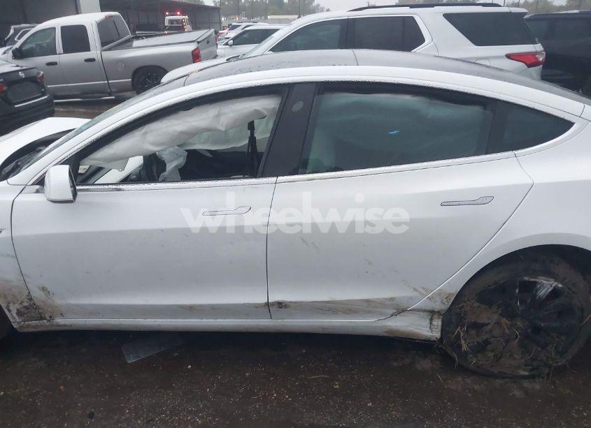 Photo 13 of 2020 Tesla Model 3 LONG RANGE DUAL MOTOR ALL-WHEEL DRIVE (VIN 5YJ3E1EB9LF622617)