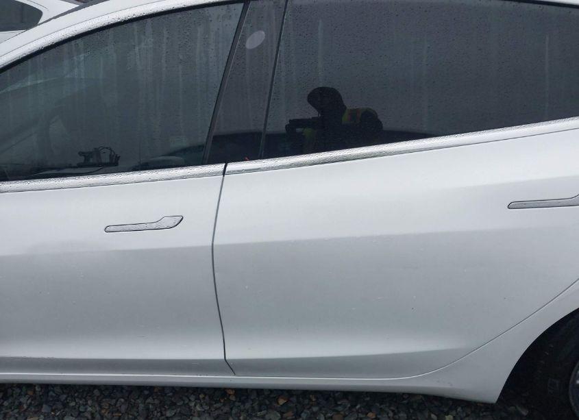 Photo 14 of 2020 Tesla Model 3 LONG RANGE DUAL MOTOR ALL-WHEEL DRIVE (VIN 5YJ3E1EB9LF628191)