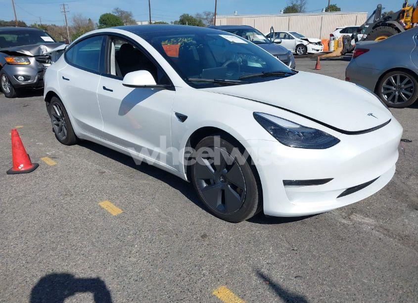 2022 Tesla Model 3 LONG RANGE DUAL MOTOR ALL-WHEEL DRIVE (VIN 5YJ3E1EB9NF182305) main photo