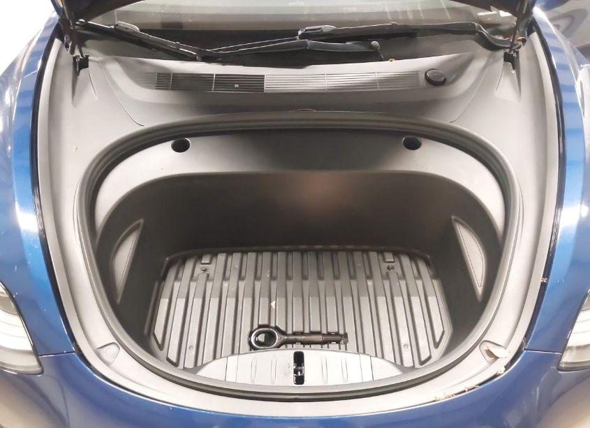 Photo 10 of 2022 Tesla Model 3 LONG RANGE DUAL MOTOR ALL-WHEEL DRIVE (VIN 5YJ3E1EB9NF186113)