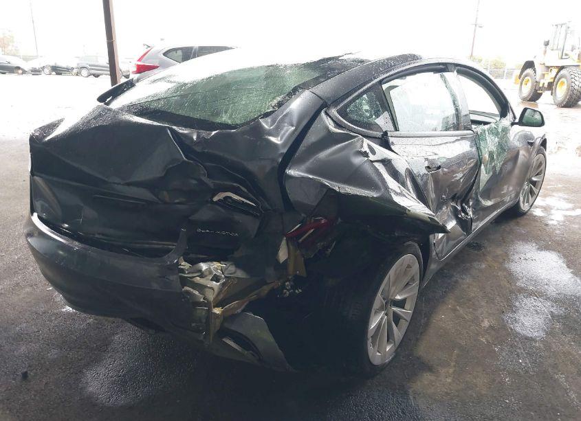 Photo 4 of 2022 Tesla Model 3 LONG RANGE DUAL MOTOR ALL-WHEEL DRIVE (VIN 5YJ3E1EB9NF338892)