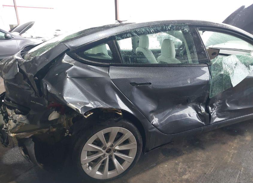 Photo 6 of 2022 Tesla Model 3 LONG RANGE DUAL MOTOR ALL-WHEEL DRIVE (VIN 5YJ3E1EB9NF338892)
