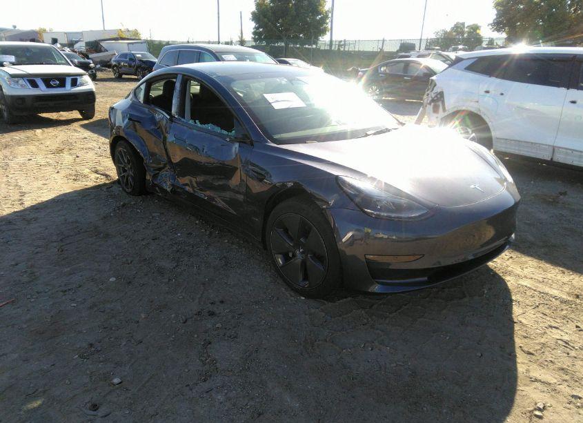 2022 Tesla Model 3 LONG RANGE DUAL MOTOR ALL-WHEEL DRIVE (VIN 5YJ3E1EB9NF349326) main photo