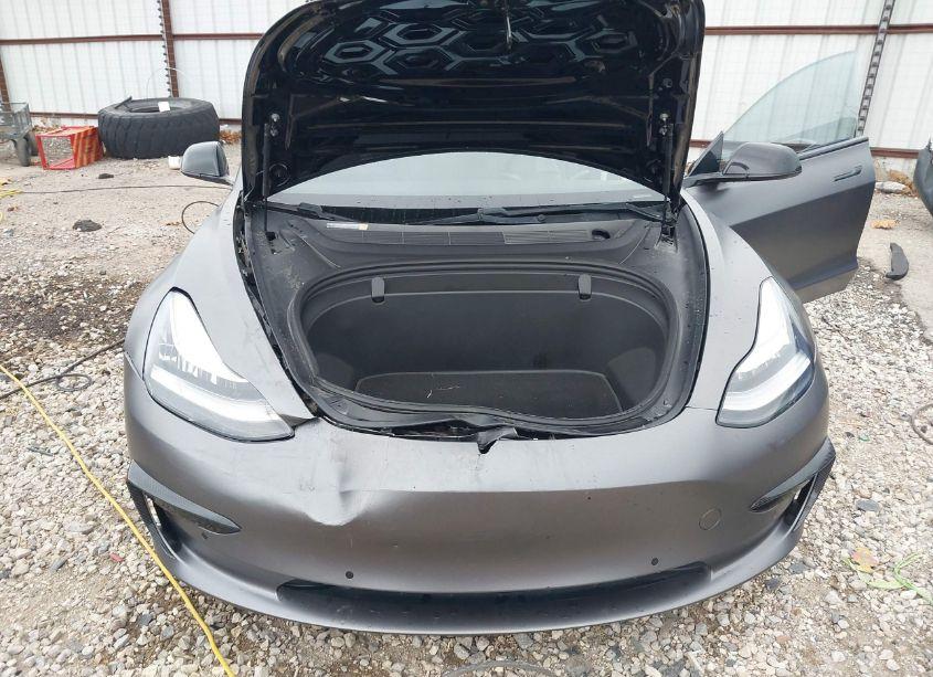 Photo 10 of 2018 Tesla Model 3 LONG RANGE/PERFORMANCE (VIN 5YJ3E1EBXJF067979)