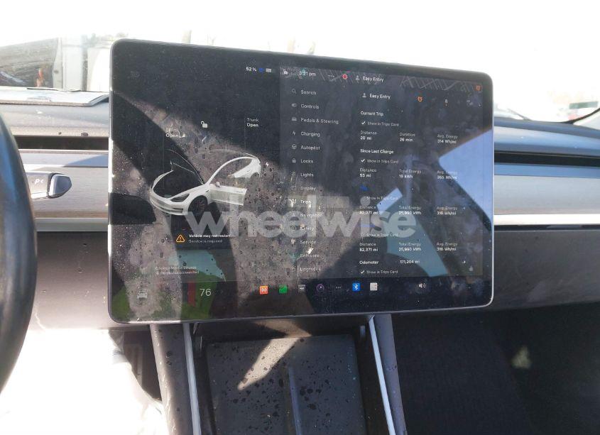 Photo 18 of 2018 Tesla Model 3 LONG RANGE/PERFORMANCE (VIN 5YJ3E1EBXJF072728)