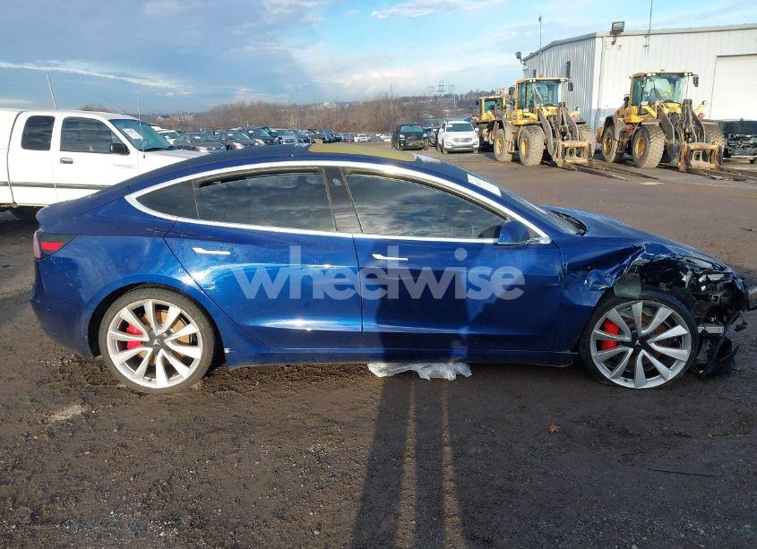 Photo 12 of 2018 Tesla Model 3 LONG RANGE/PERFORMANCE (VIN 5YJ3E1EBXJF084121)