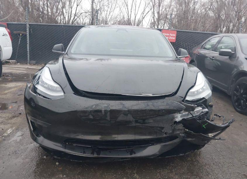 Photo 12 of 2018 Tesla Model 3 LONG RANGE/PERFORMANCE (VIN 5YJ3E1EBXJF127906)