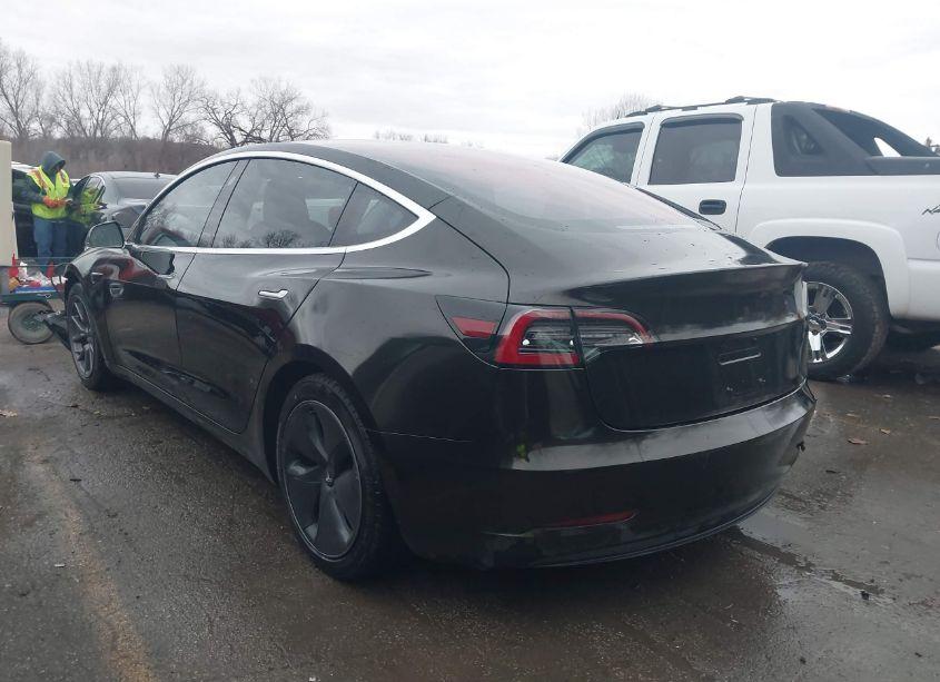 Photo 3 of 2018 Tesla Model 3 LONG RANGE/PERFORMANCE (VIN 5YJ3E1EBXJF127906)