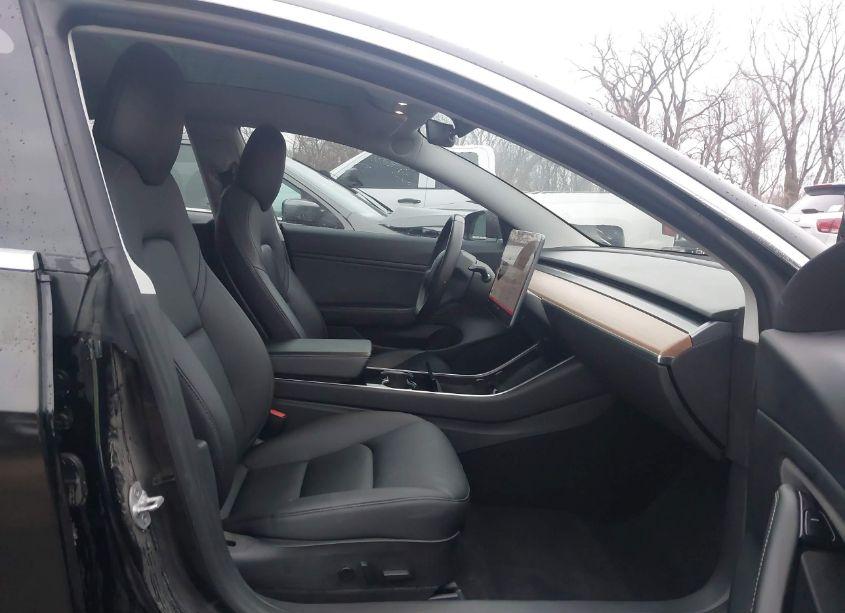 Photo 5 of 2018 Tesla Model 3 LONG RANGE/PERFORMANCE (VIN 5YJ3E1EBXJF127906)