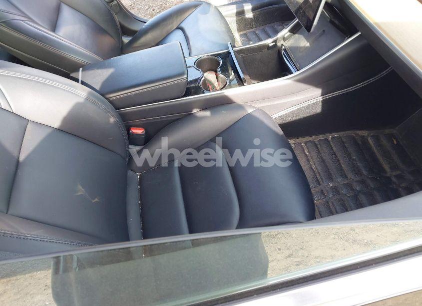 Photo 5 of 2019 Tesla Model 3 LONG RANGE/PERFORMANCE (VIN 5YJ3E1EBXKF198931)