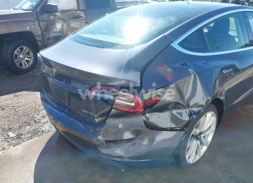 Photo 6 of 2020 Tesla Model 3 LONG RANGE DUAL MOTOR ALL-WHEEL DRIVE (VIN 5YJ3E1EBXLF620035)