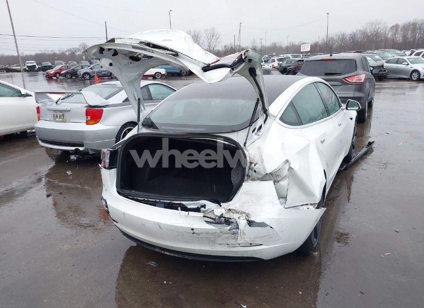 Photo 6 of 2020 Tesla Model 3 LONG RANGE DUAL MOTOR ALL-WHEEL DRIVE (VIN 5YJ3E1EBXLF637627)