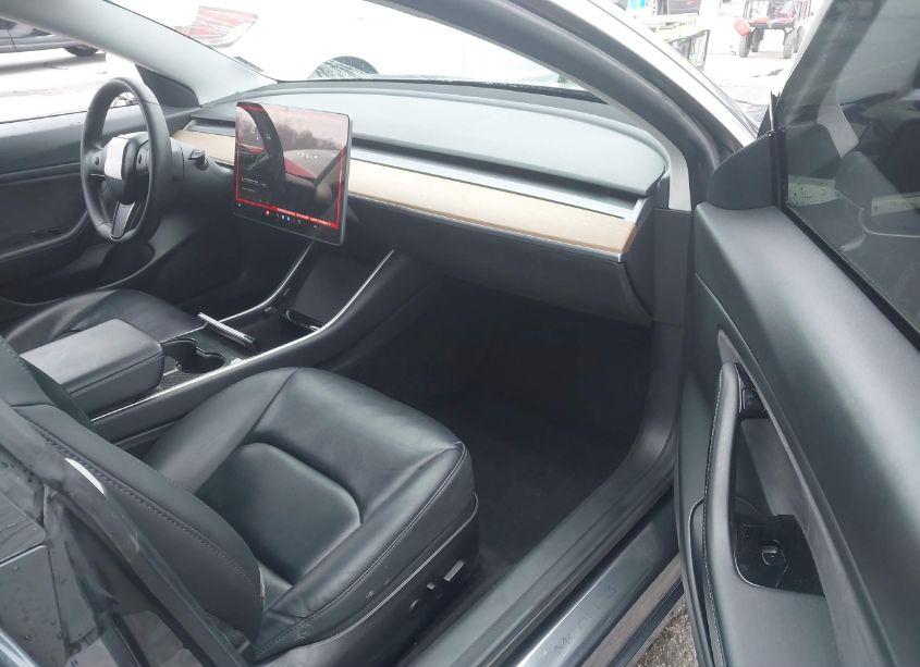 Photo 5 of 2020 Tesla Model 3 LONG RANGE DUAL MOTOR ALL-WHEEL DRIVE (VIN 5YJ3E1EBXLF663242)