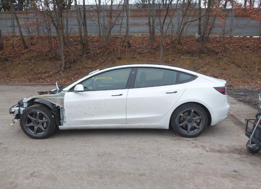 Photo 15 of 2022 Tesla Model 3 LONG RANGE DUAL MOTOR ALL-WHEEL DRIVE (VIN 5YJ3E1EBXNF198206)