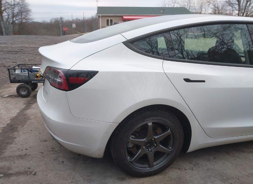 Photo 22 of 2022 Tesla Model 3 LONG RANGE DUAL MOTOR ALL-WHEEL DRIVE (VIN 5YJ3E1EBXNF198206)