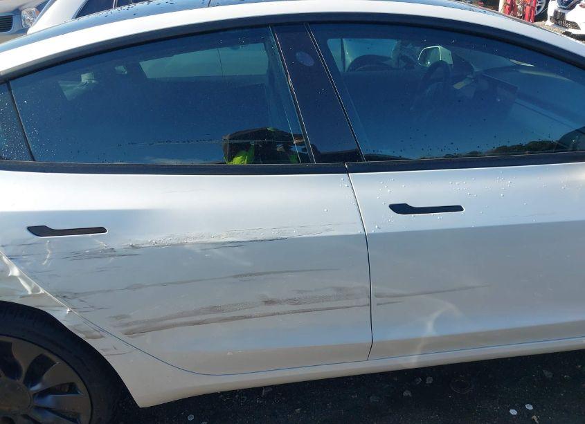 Photo 13 of 2021 Tesla Model 3 PERFORMANCE DUAL MOTOR ALL-WHEEL DRIVE (VIN 5YJ3E1EC0MF925652)