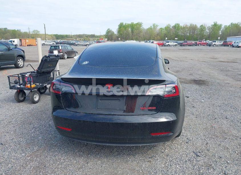 Photo 15 of 2021 Tesla Model 3 PERFORMANCE DUAL MOTOR ALL-WHEEL DRIVE (VIN 5YJ3E1EC0MF992378)