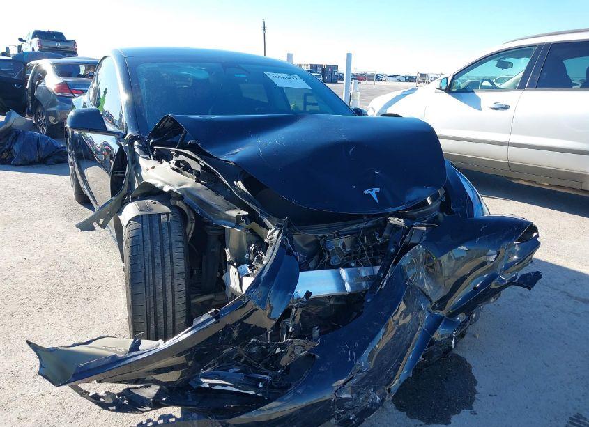 Photo 6 of 2022 Tesla Model 3 PERFORMANCE DUAL MOTOR ALL-WHEEL DRIVE (VIN 5YJ3E1EC0NF295830)