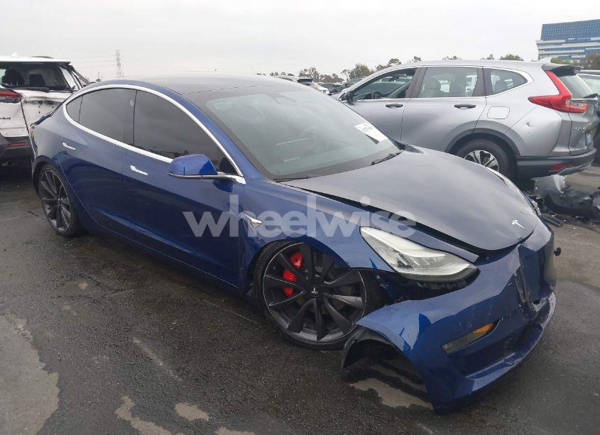 2020 Tesla Model 3 PERFORMANCE DUAL MOTOR ALL-WHEEL DRIVE (VIN 5YJ3E1EC3LF648042) main photo