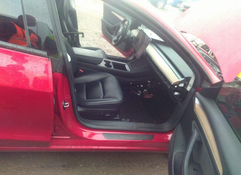 Photo 5 of 2022 Tesla Model 3 PERFORMANCE DUAL MOTOR ALL-WHEEL DRIVE (VIN 5YJ3E1EC6NF165731)