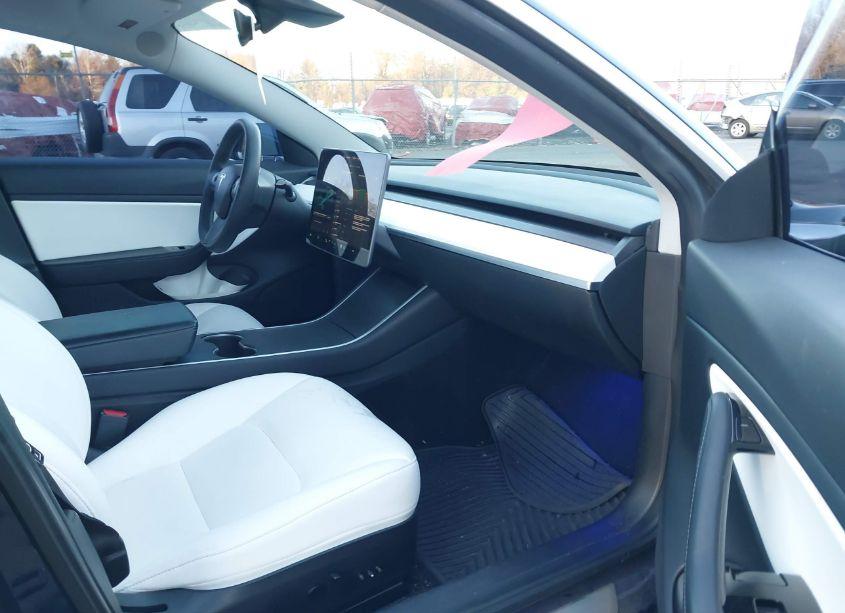 Photo 5 of 2020 Tesla Model 3 PERFORMANCE DUAL MOTOR ALL-WHEEL DRIVE (VIN 5YJ3E1ECXLF603499)