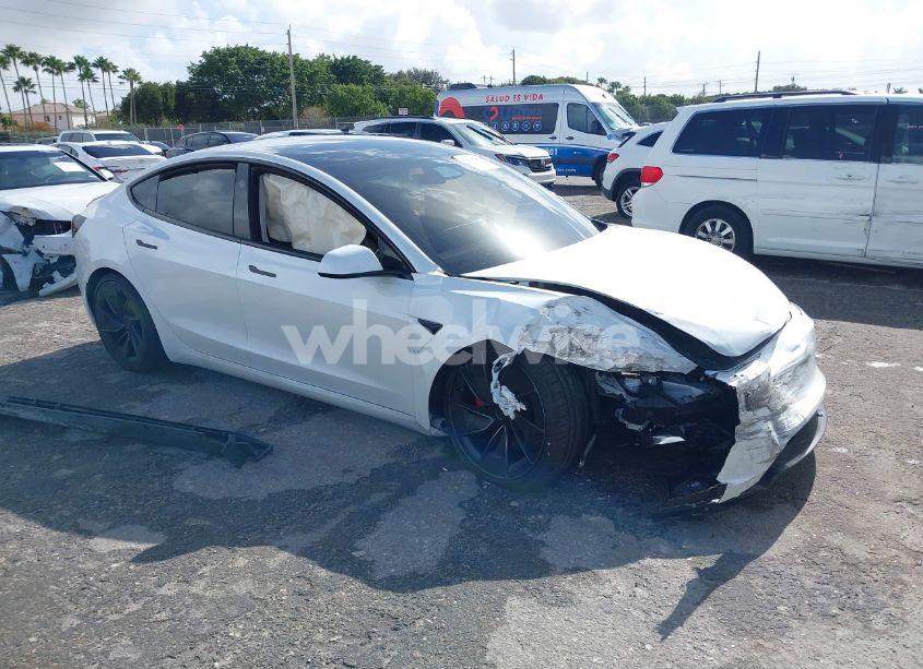 2024 Tesla Model 3 PERFORMANCE ALL-WHEEL DRIVE (VIN 5YJ3E1ET7RF801529) main photo