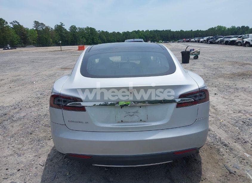 Photo 16 of 2013 Tesla Model S (VIN 5YJSA1AC4DFP10224)