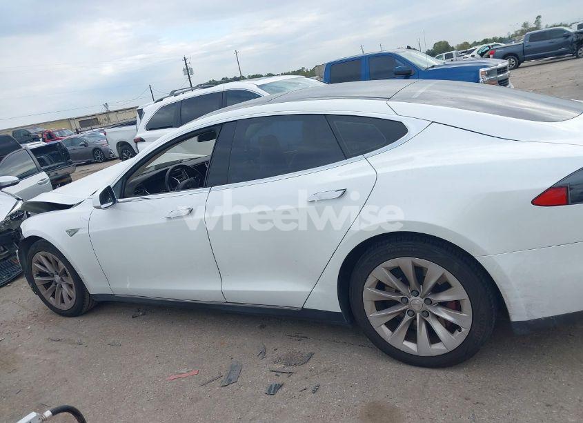 Photo 14 of 2013 Tesla Model S (VIN 5YJSA1AC7DFP10914)