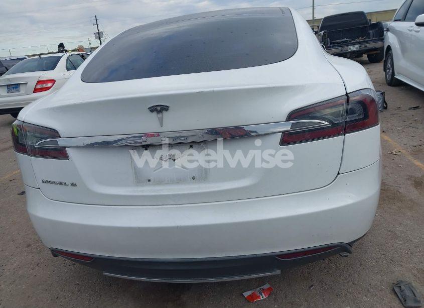 Photo 16 of 2013 Tesla Model S (VIN 5YJSA1AC7DFP10914)