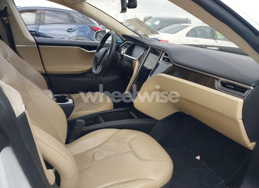Photo 5 of 2013 Tesla Model S (VIN 5YJSA1AC7DFP10914)