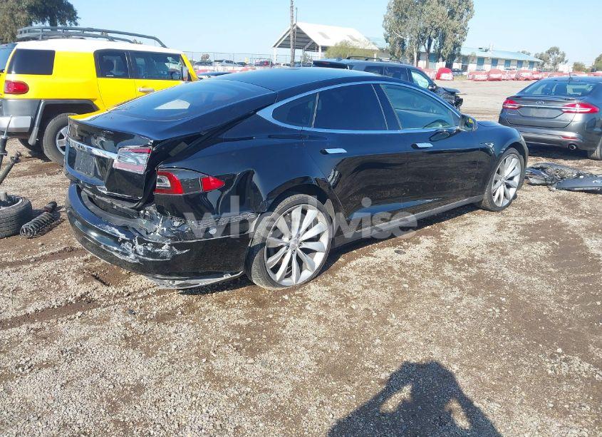 Photo 4 of 2013 Tesla Model S (VIN 5YJSA1AC9DFP10929)