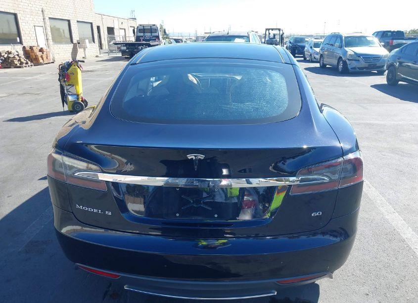 Photo 17 of 2013 Tesla Model S (VIN 5YJSA1CG0DFP09345)