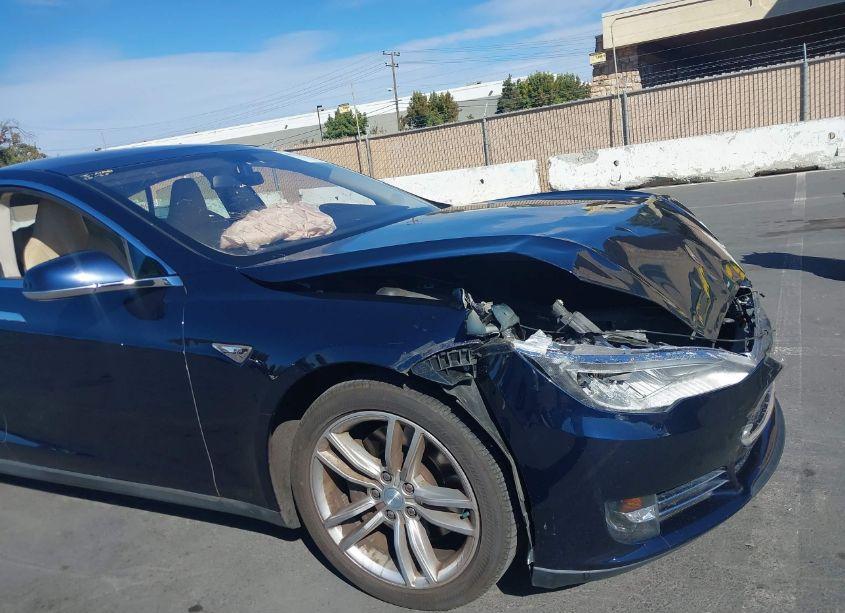 Photo 21 of 2013 Tesla Model S (VIN 5YJSA1CG0DFP09345)