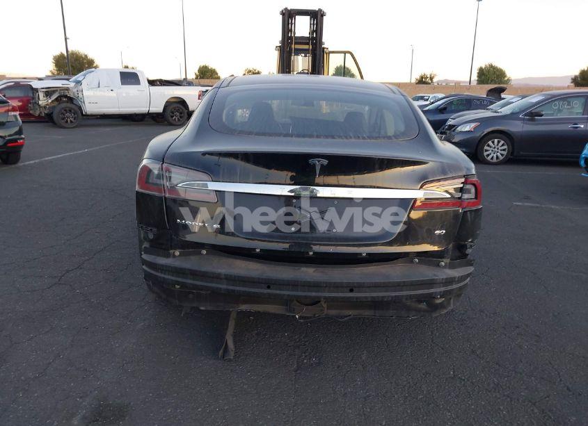 Photo 17 of 2013 Tesla Model S (VIN 5YJSA1CG0DFP09488)