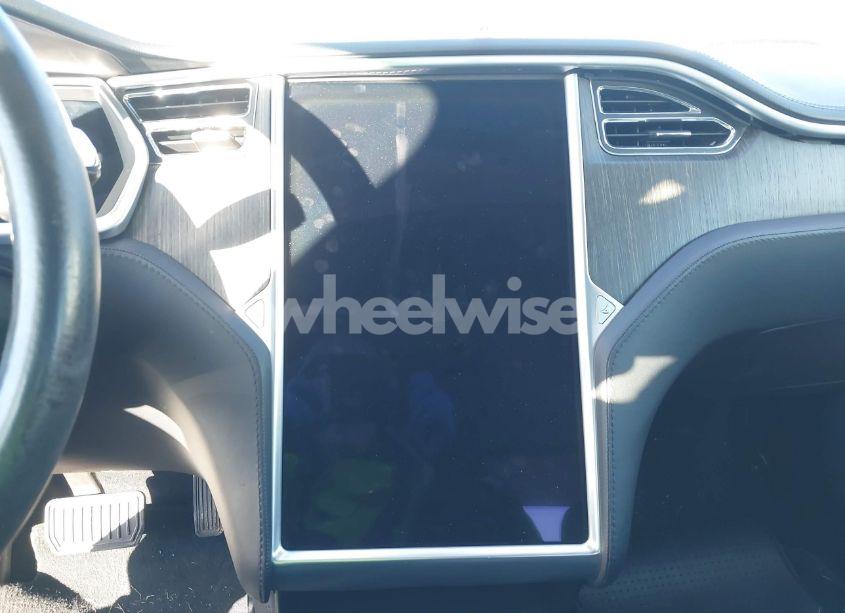 Photo 18 of 2013 Tesla Model S (VIN 5YJSA1CG0DFP09488)