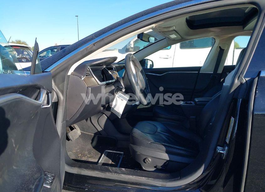 Photo 5 of 2013 Tesla Model S (VIN 5YJSA1CG0DFP09488)