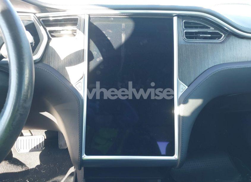 Photo 7 of 2013 Tesla Model S (VIN 5YJSA1CG0DFP09488)