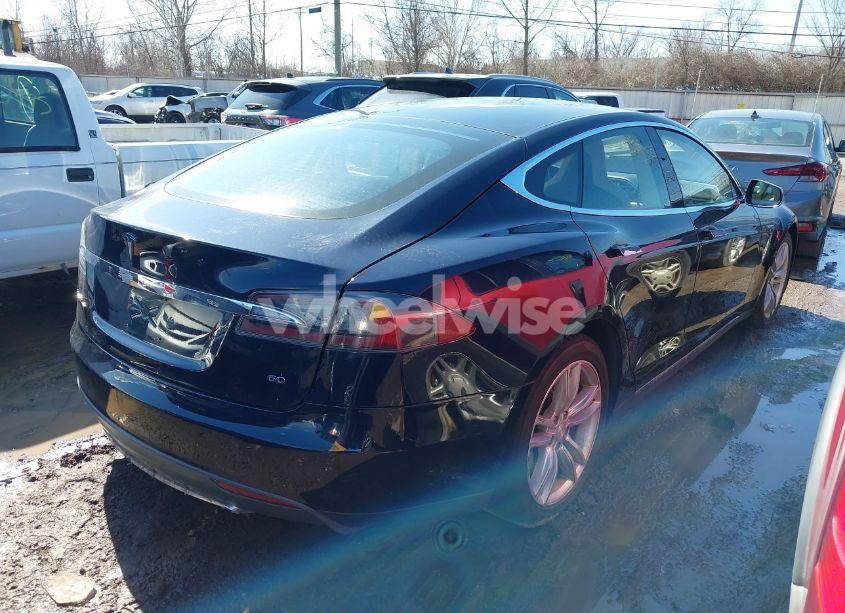 Photo 4 of 2013 Tesla Model S (VIN 5YJSA1CG2DFP14689)