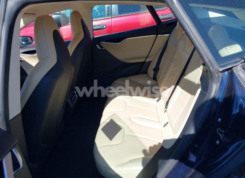 Photo 8 of 2013 Tesla Model S (VIN 5YJSA1CG2DFP14689)