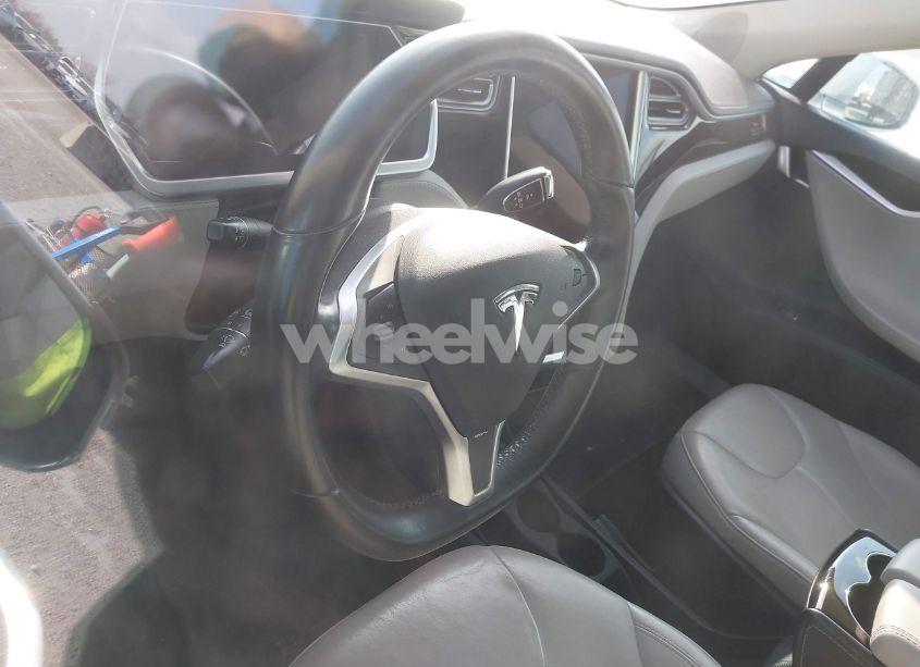 Photo 15 of 2013 Tesla Model S (VIN 5YJSA1CG3DFP28908)