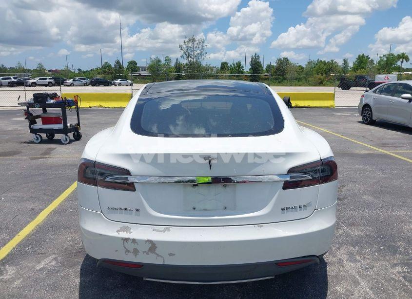 Photo 16 of 2013 Tesla Model S (VIN 5YJSA1CG4DFP21658)