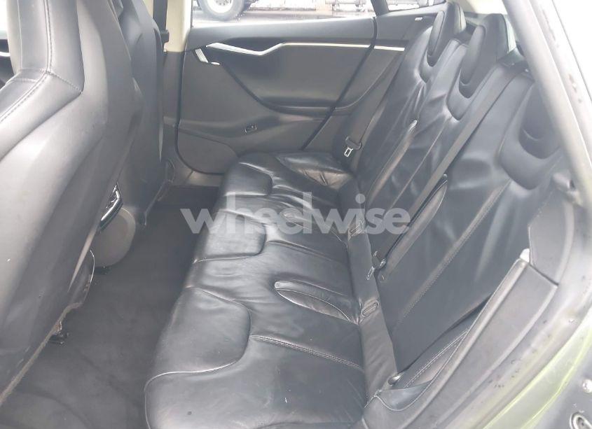 Photo 8 of 2013 Tesla Model S (VIN 5YJSA1CG5DFP06411)