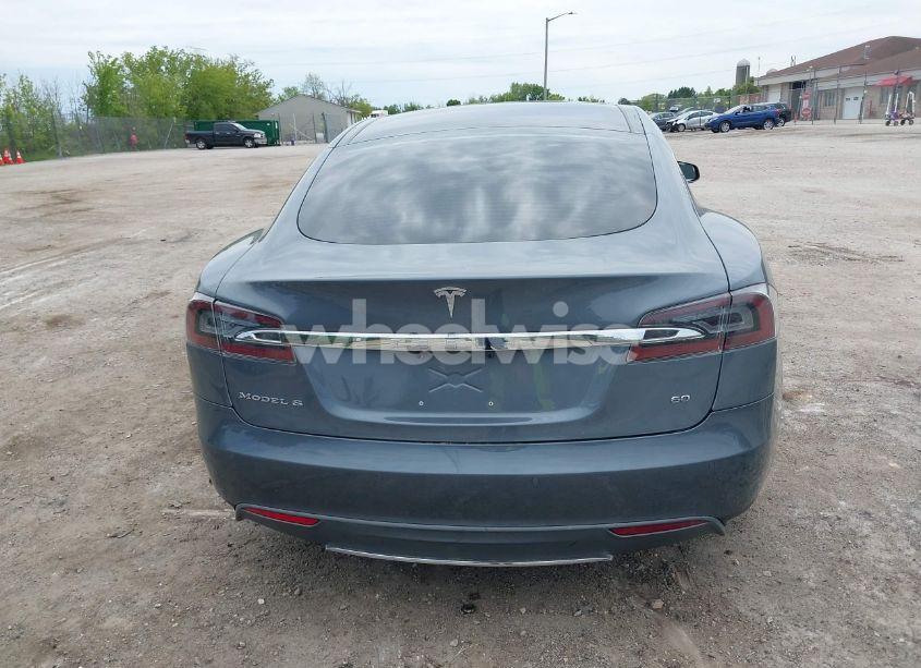 Photo 16 of 2013 Tesla Model S (VIN 5YJSA1CG9DFP27357)