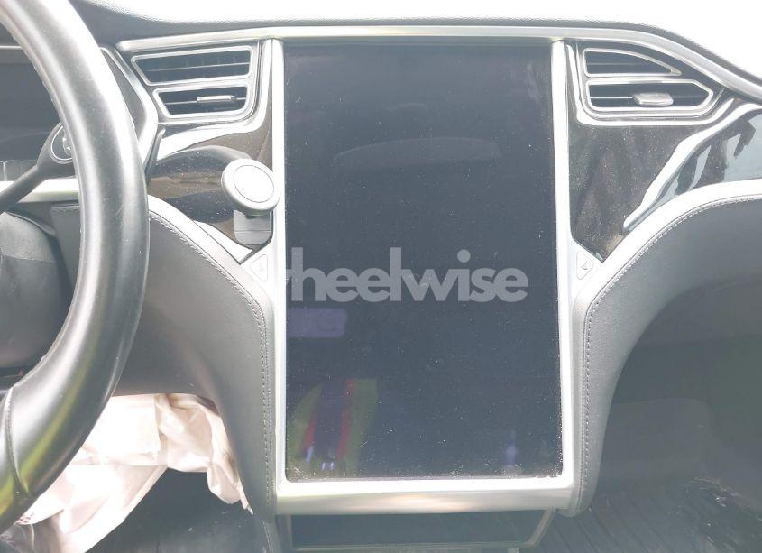 Photo 17 of 2013 Tesla Model S (VIN 5YJSA1CG9DFP27357)