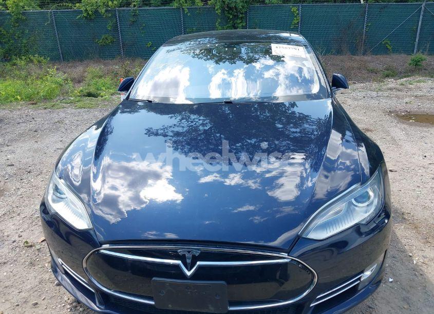 Photo 13 of 2013 Tesla Model S (VIN 5YJSA1CN0DFP21851)